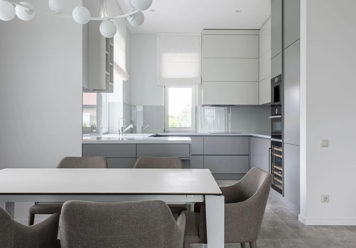 Bright and clean modern kitchen
